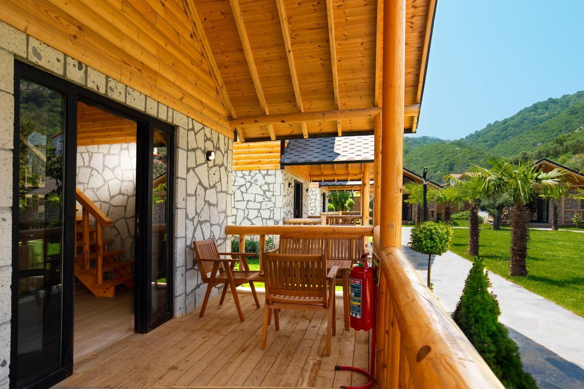 Mukha Ormanli Exterior foto